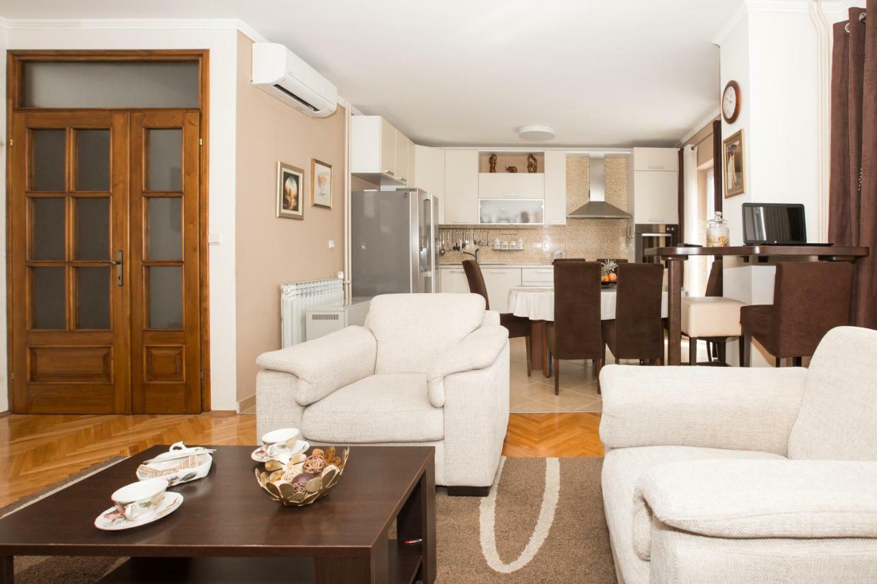 Spacious Apartment Near The Old Town Dubrovnik Exterior photo